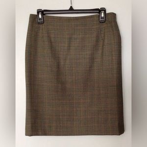 Tailor-Made Houndstooth Light Brown-Black Vigin Wool Pencil Skirt - US 4